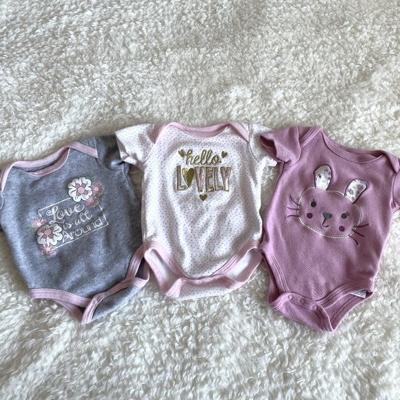 DUCK DUCK GOOSE Short Sleeve Onesies - Picture 1 of 2